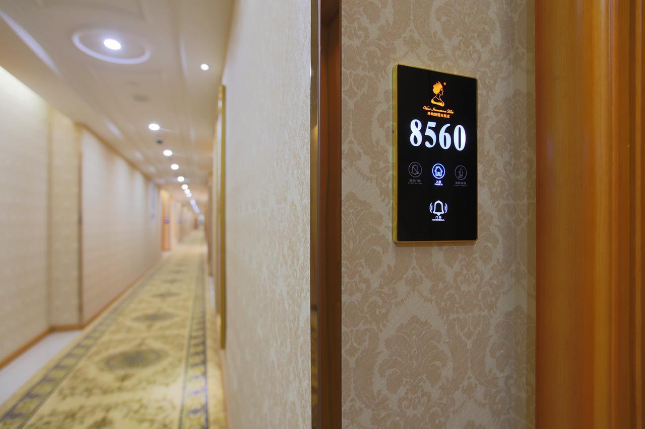 Venus International South Shenjiang Road 3*